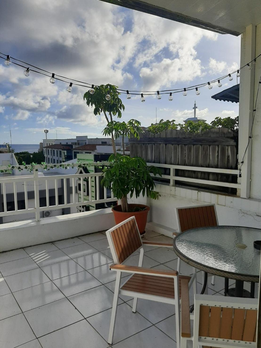墾丁大街 皇佳旅店 Apartment Luaran gambar