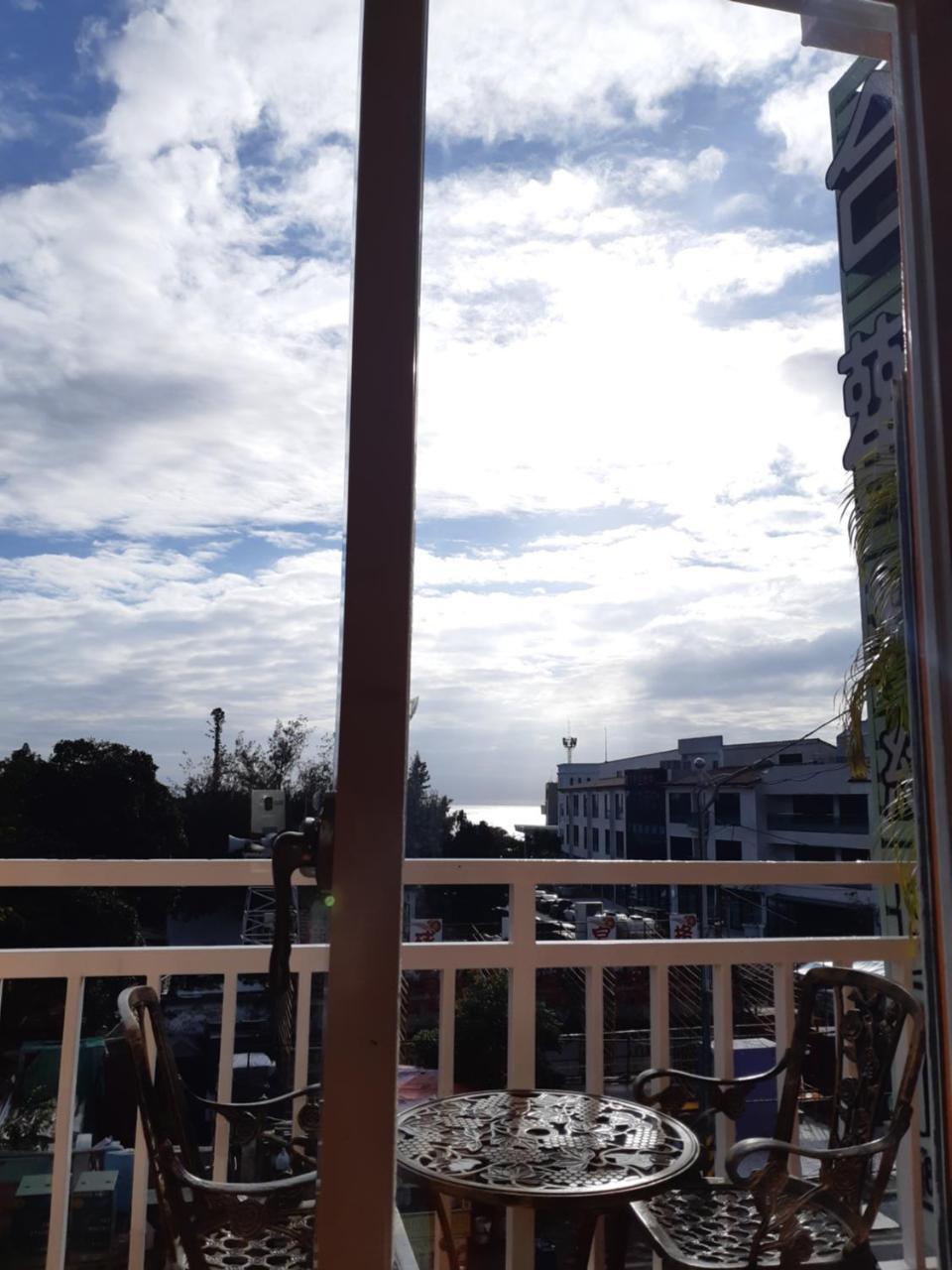 墾丁大街 皇佳旅店 Apartment Luaran gambar